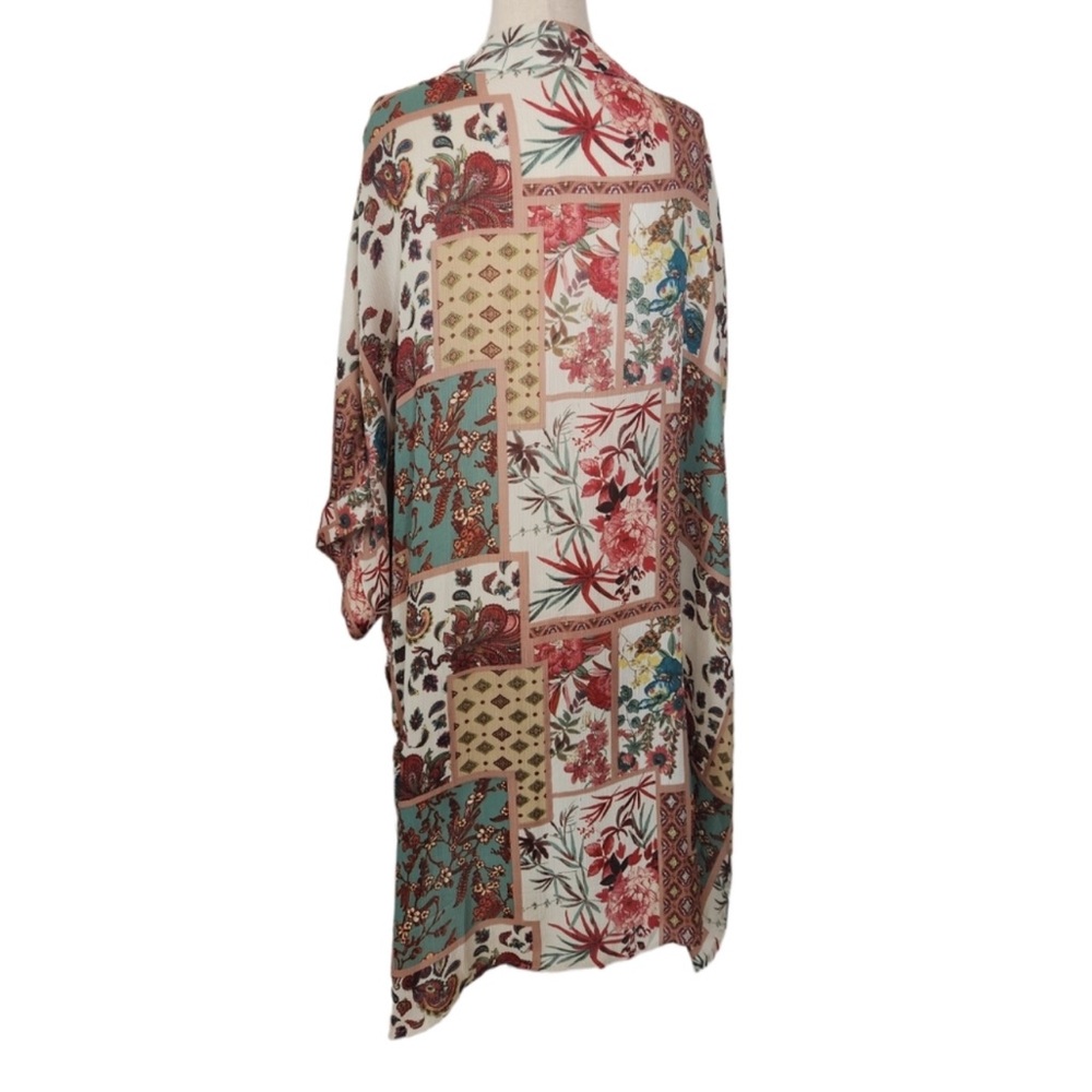 Umgee Floral Kimono Duster size Medium/Large - Picture 5 of 7